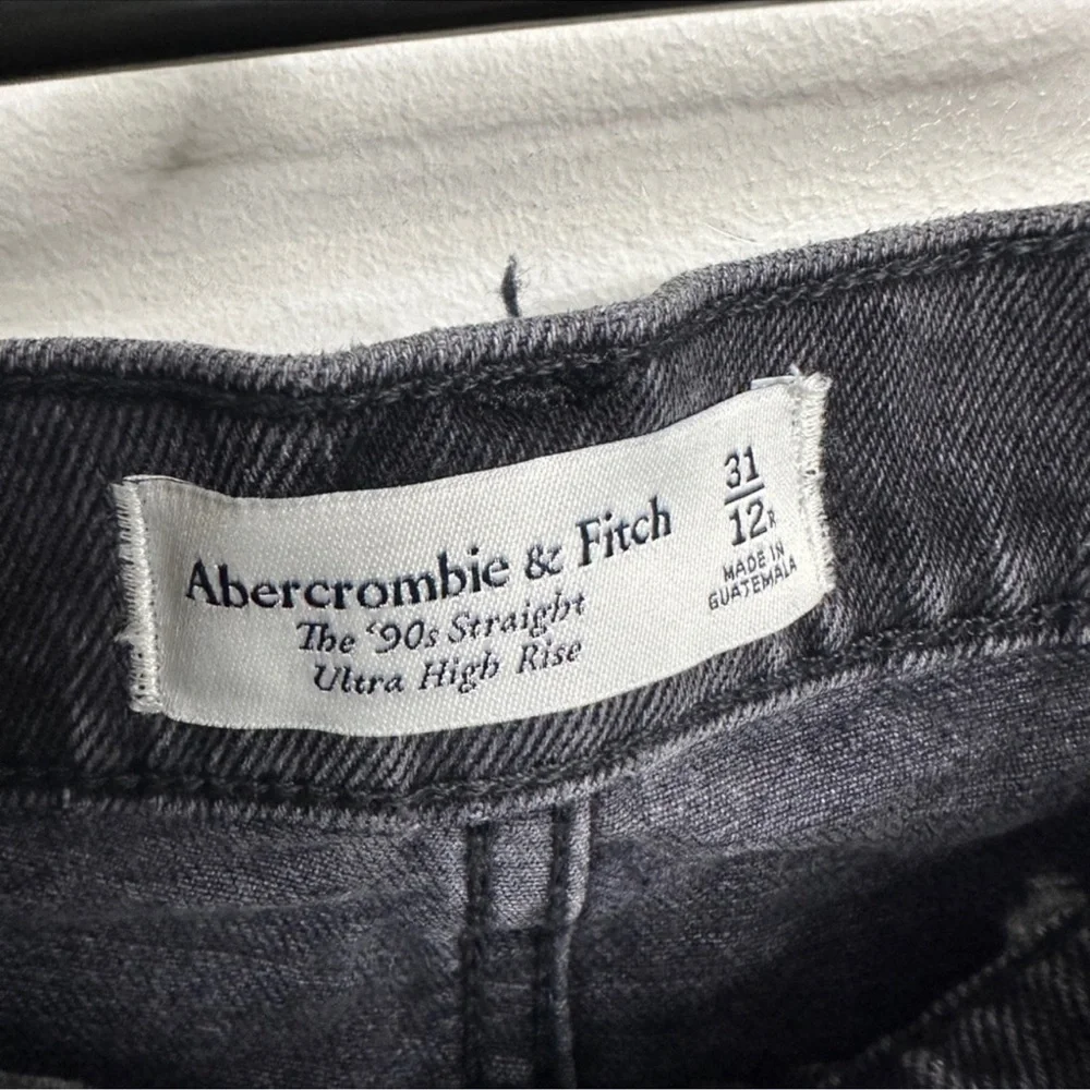 Abercrombie & Fitch The 90s Straight Ultra High Rise 30/12R Denim Jeans Vent Hem - Picture 13 of 14